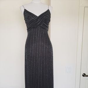 BADGLEY MISCHKA LONG BEADED DRESS SIZE 4
